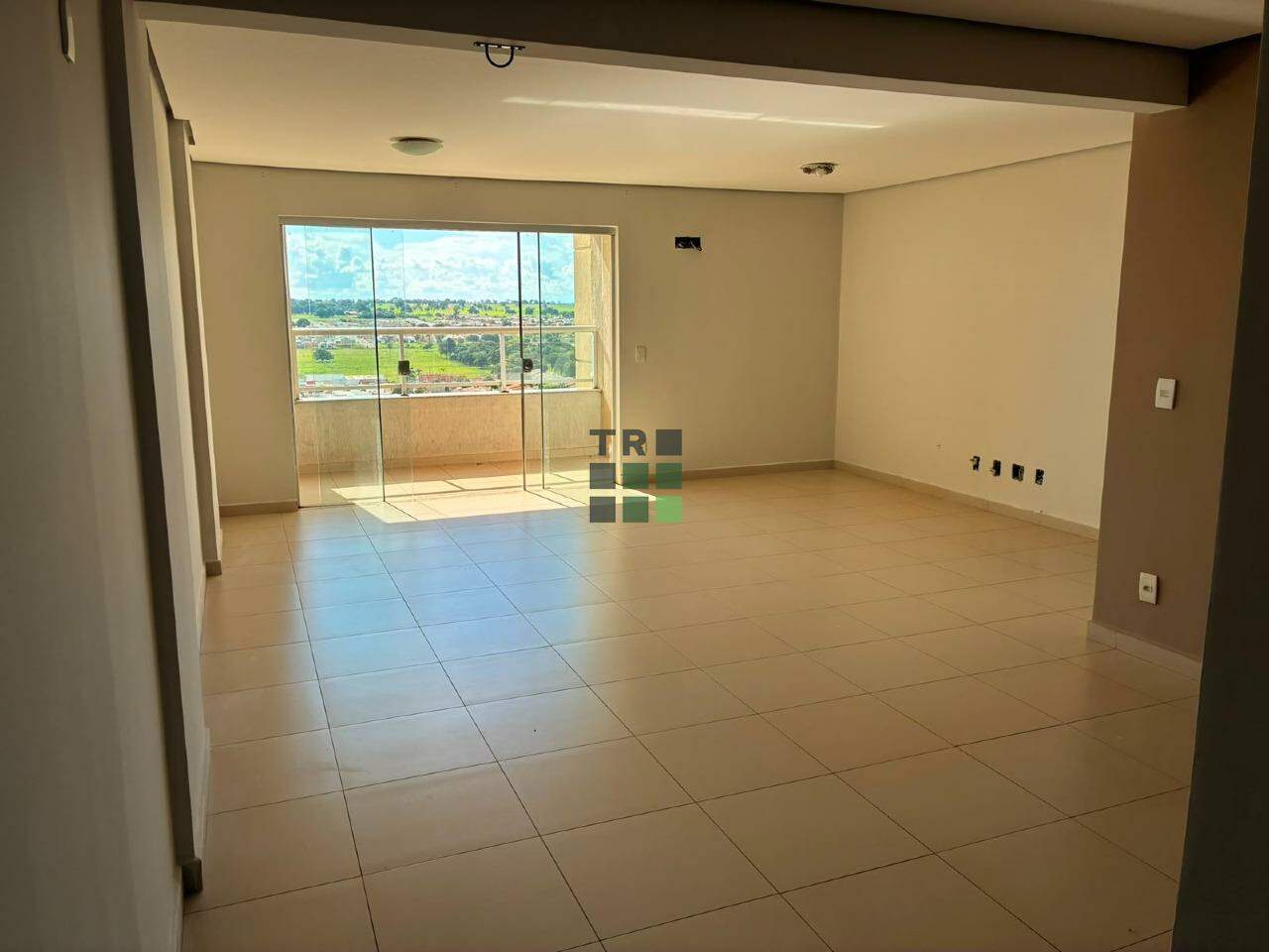 Apartamento 3 quartos 1 suíte para aluguel Edifício Ramez Tebet no Interlagos, em Três Lagoas: 