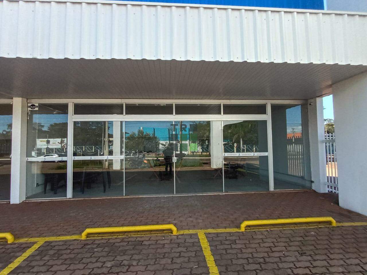 Ponto/Salão Comercial para aluguel no Distrito Industrial II, em Três Lagoas: 