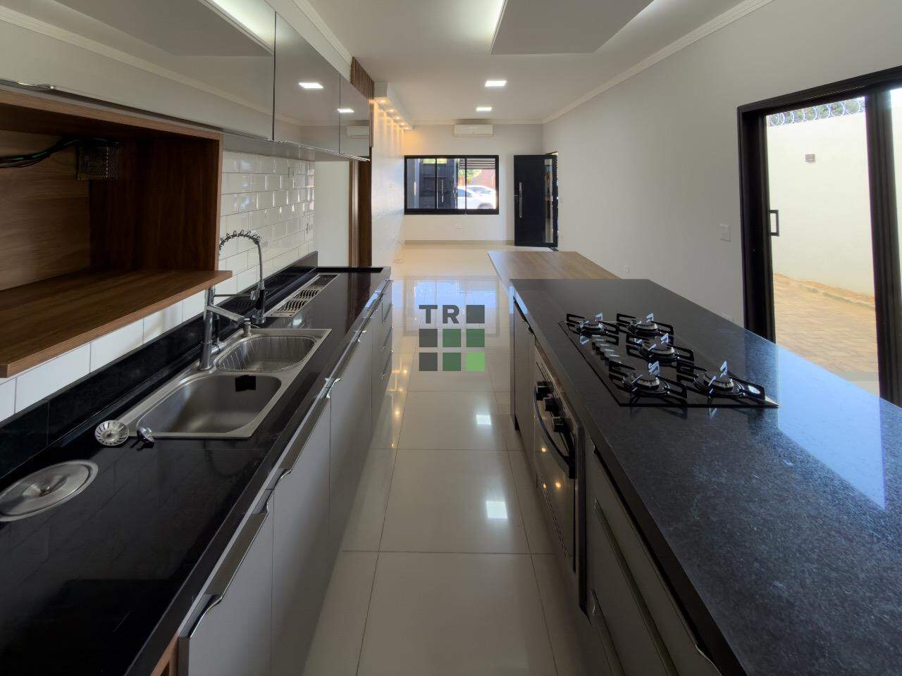Casa 2 quartos 1 suíte para aluguel no Interlagos, em Três Lagoas: 