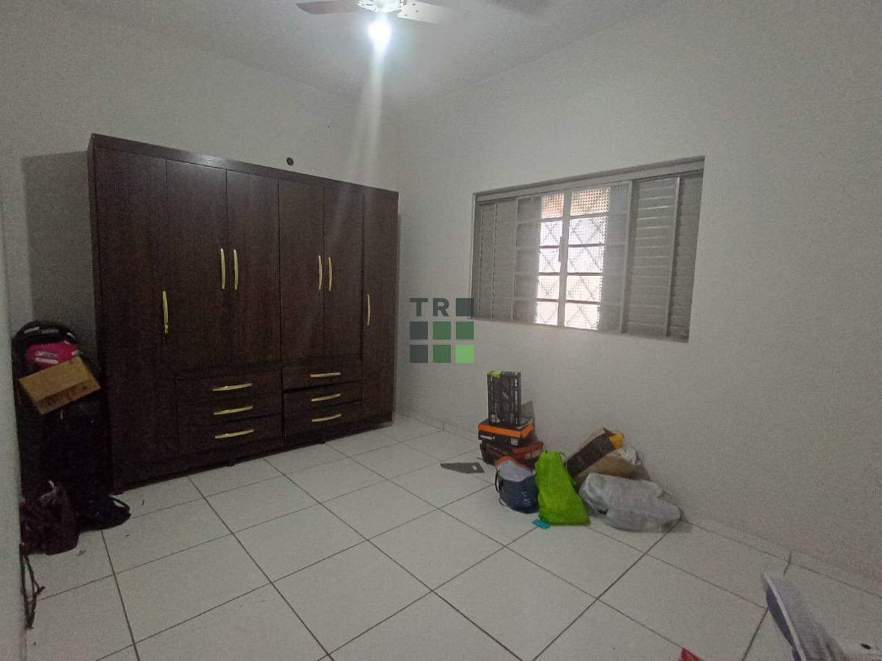 Casa 4 quartos para aluguel no Centro, em Três Lagoas: 