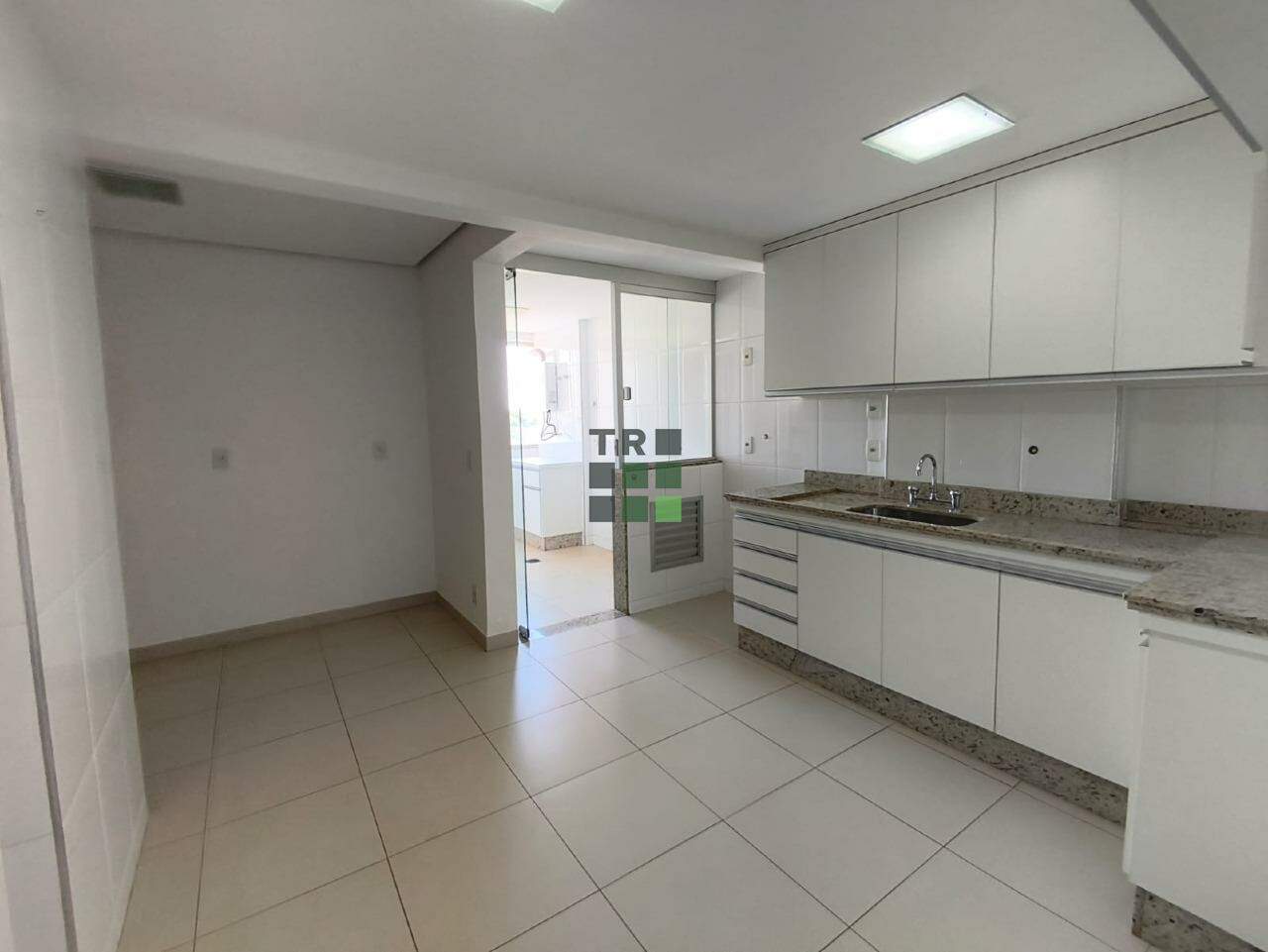 Apartamento 3 quartos 1 suíte para aluguel Edifício Ramez Tebet no Interlagos, em Três Lagoas: 