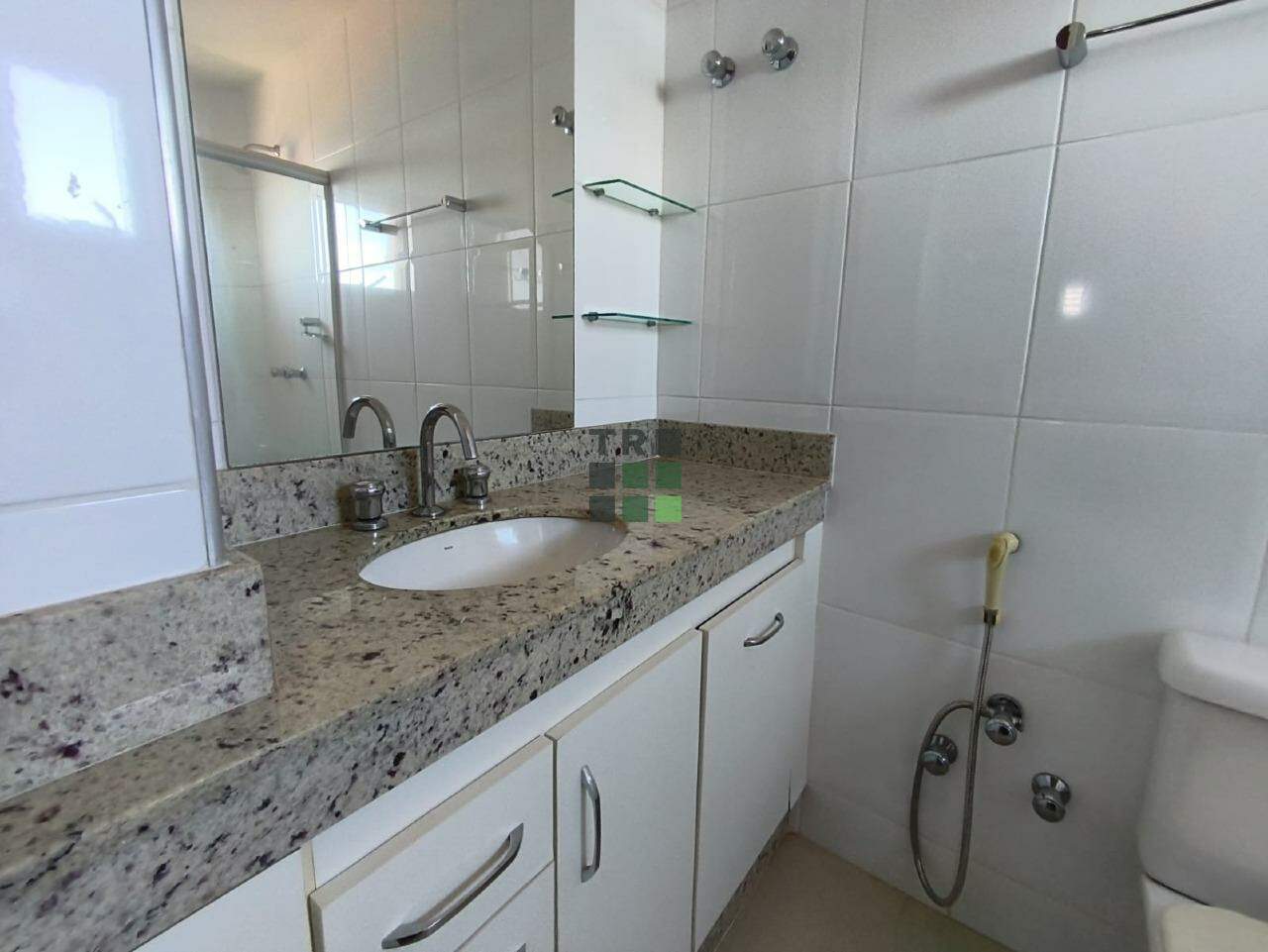 Apartamento 3 quartos 1 suíte para aluguel Edifício Ramez Tebet no Interlagos, em Três Lagoas: 