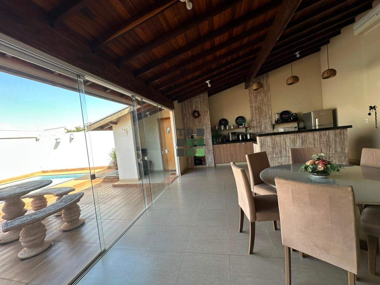 Casa 3 quartos 1 suíte à venda no Ipê IV , em Três Lagoas: 