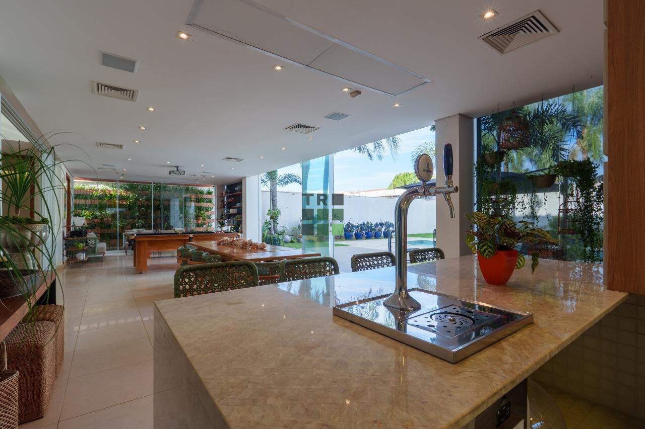 Casa 4 suítes à venda no Centro, em Três Lagoas: 