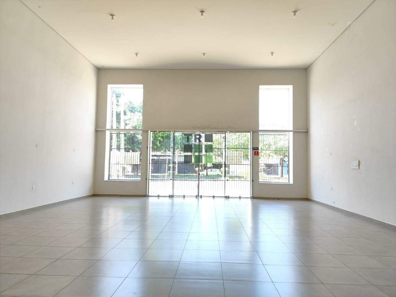 Ponto/Salão Comercial para aluguel no Av. Filinto Müller, em Três Lagoas: 