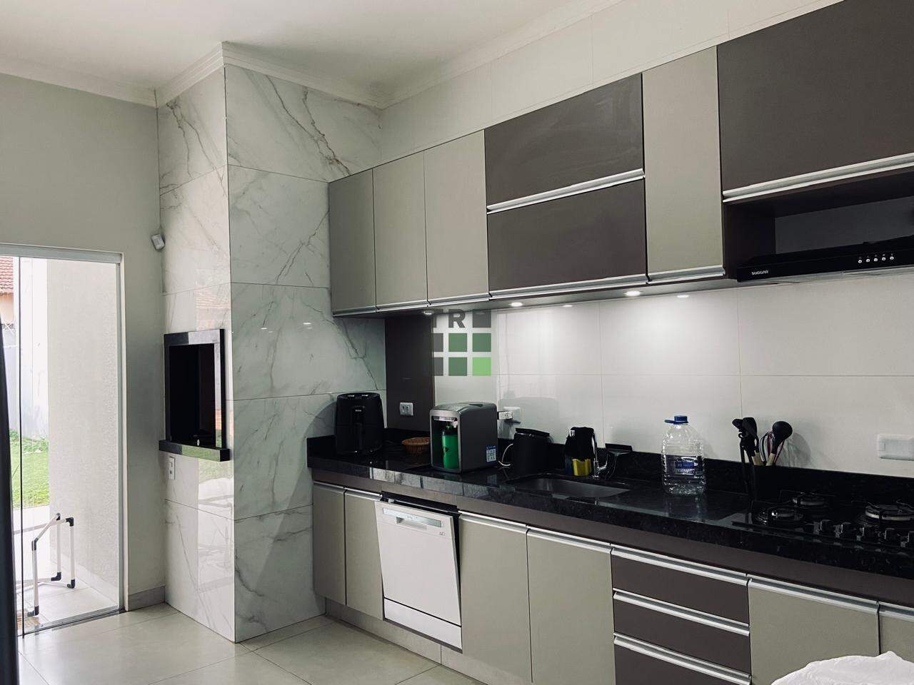 Casa 3 quartos 1 suíte à venda no Jardim Novo Aeroporto, em Três Lagoas: 