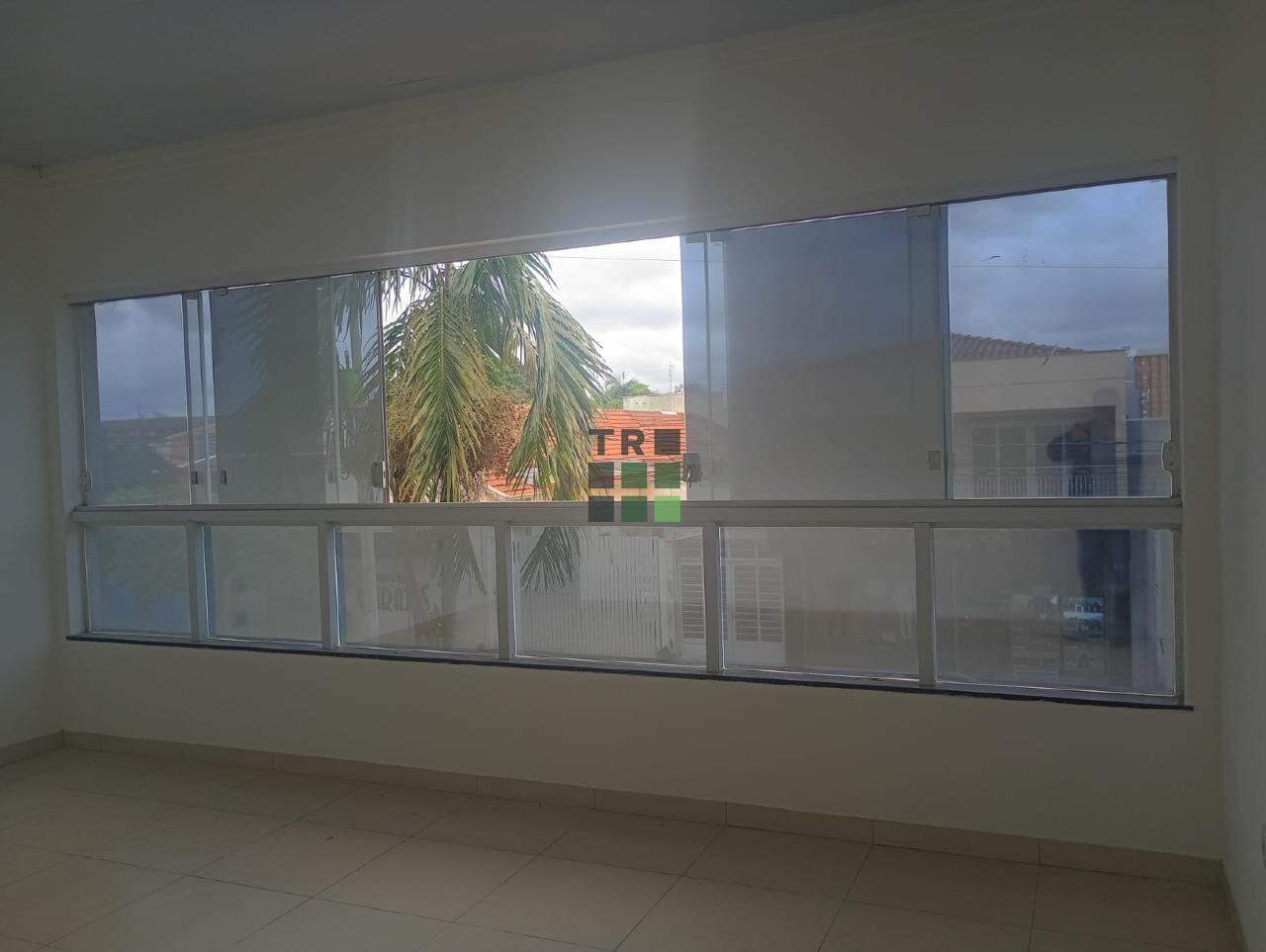 Sala comercial para aluguel no Centro, em Três Lagoas: 