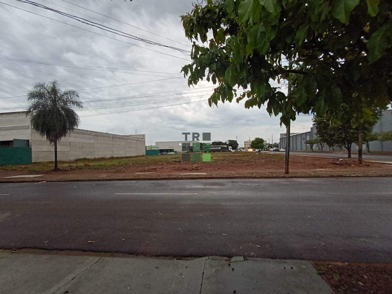 Área (Grandes terrenos) para aluguel no Parque das Mangueiras, em Três Lagoas: 