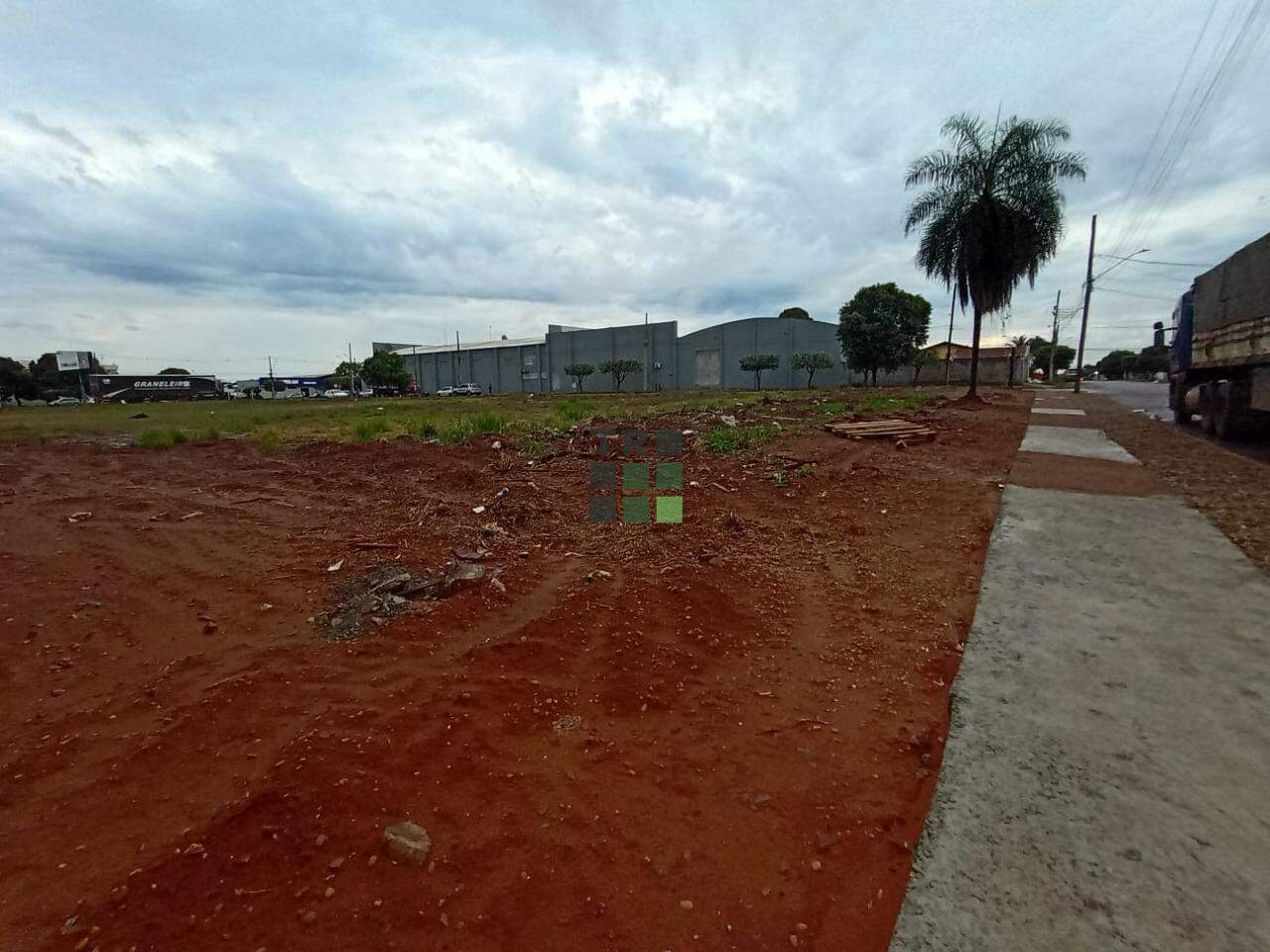 Área (Grandes terrenos) para aluguel no Parque das Mangueiras, em Três Lagoas: 