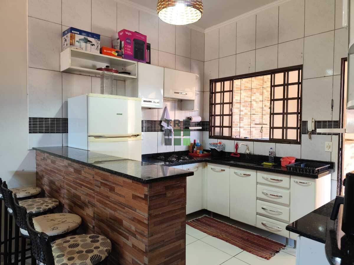 Casa em condomínio 3 quartos à venda no Jd Brasília, em Três Lagoas: 