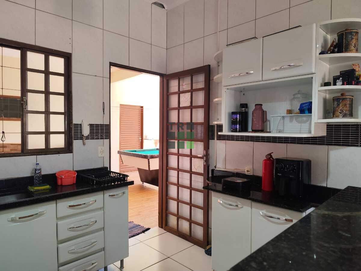 Casa em condomínio 3 quartos à venda no Jd Brasília, em Três Lagoas: 