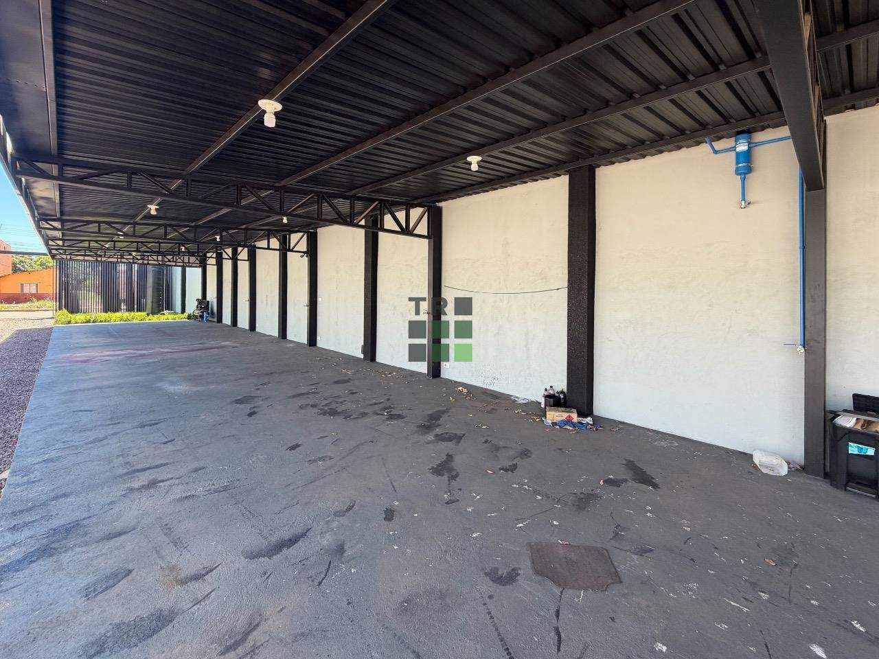 Ponto/Salão Comercial à venda no Jardim Alvorada, em Três Lagoas: 