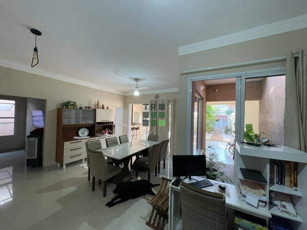 Casa 3 quartos 3 suítes para aluguel no Parque São Carlos, em Três Lagoas: 