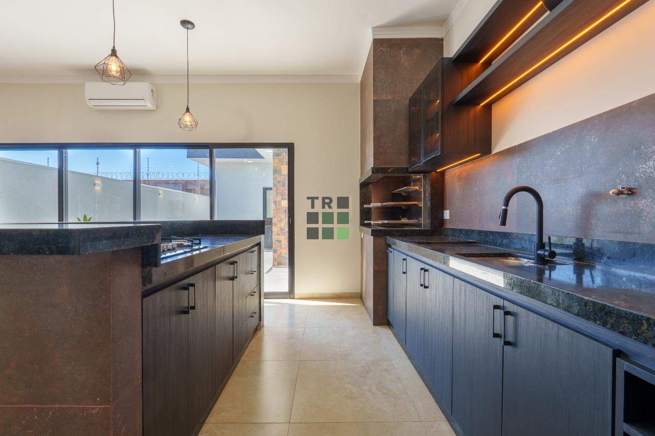 Casa em condomínio 4 quartos 2 suítes à venda Residencial Villa de León no Villa de León, em Três Lagoas: 
