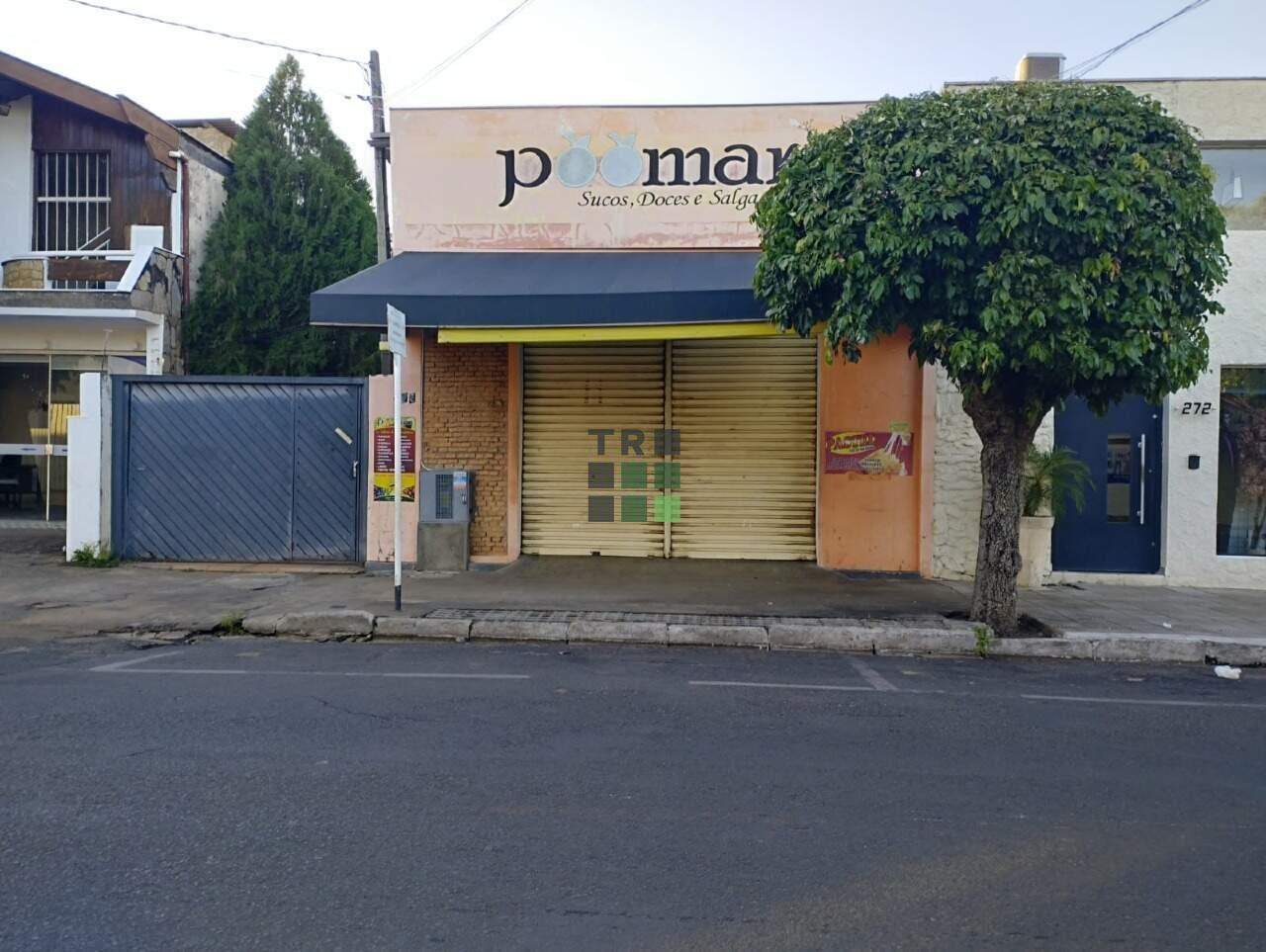Ponto/Salão Comercial 4 quartos 1 suíte para aluguel no Centro, em Três Lagoas: 