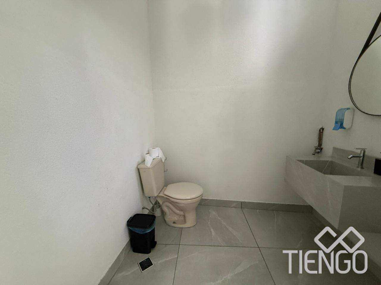 Salão para aluguel no Jardim Maria Bruschi Modeneis: 