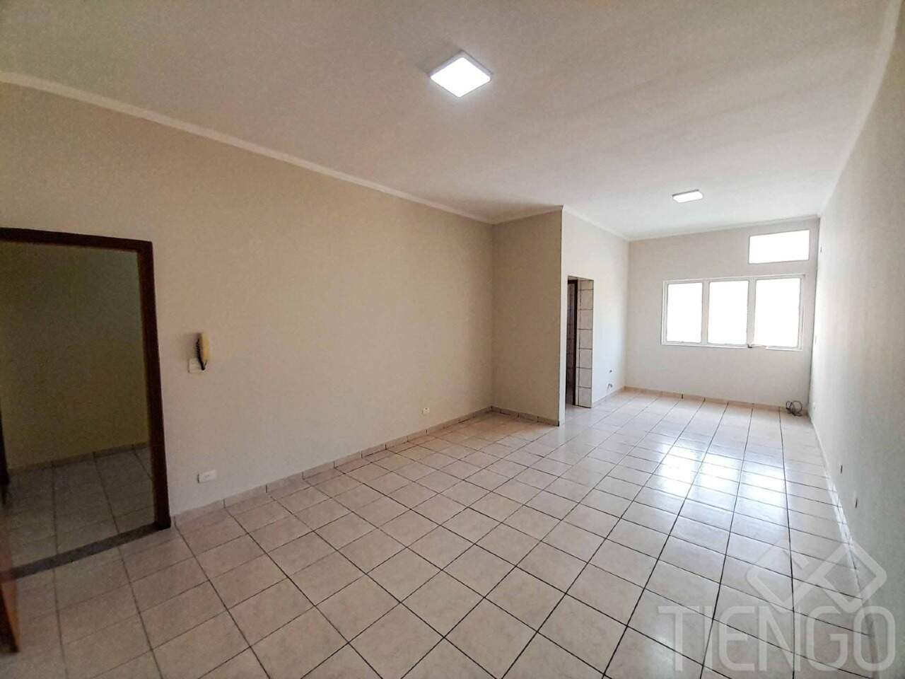 Sala para aluguel no Centro: 