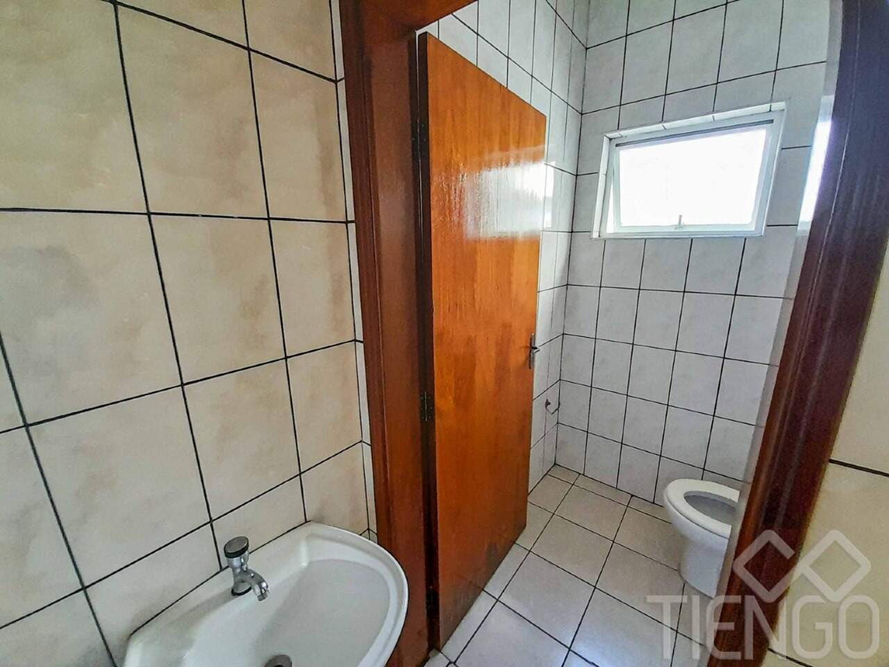 Sala para aluguel no Centro: 