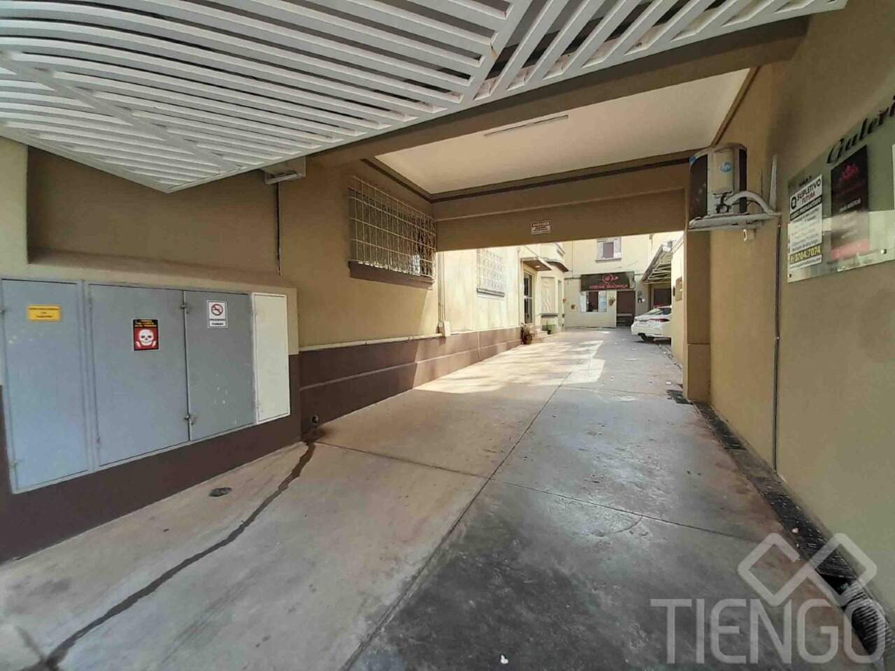 Sala para aluguel no Centro: 