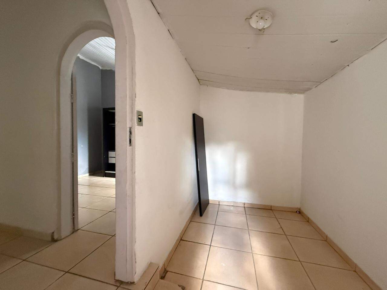 Casa para aluguel no Residencial Econômico Manoel Simão de Barros Levy: 