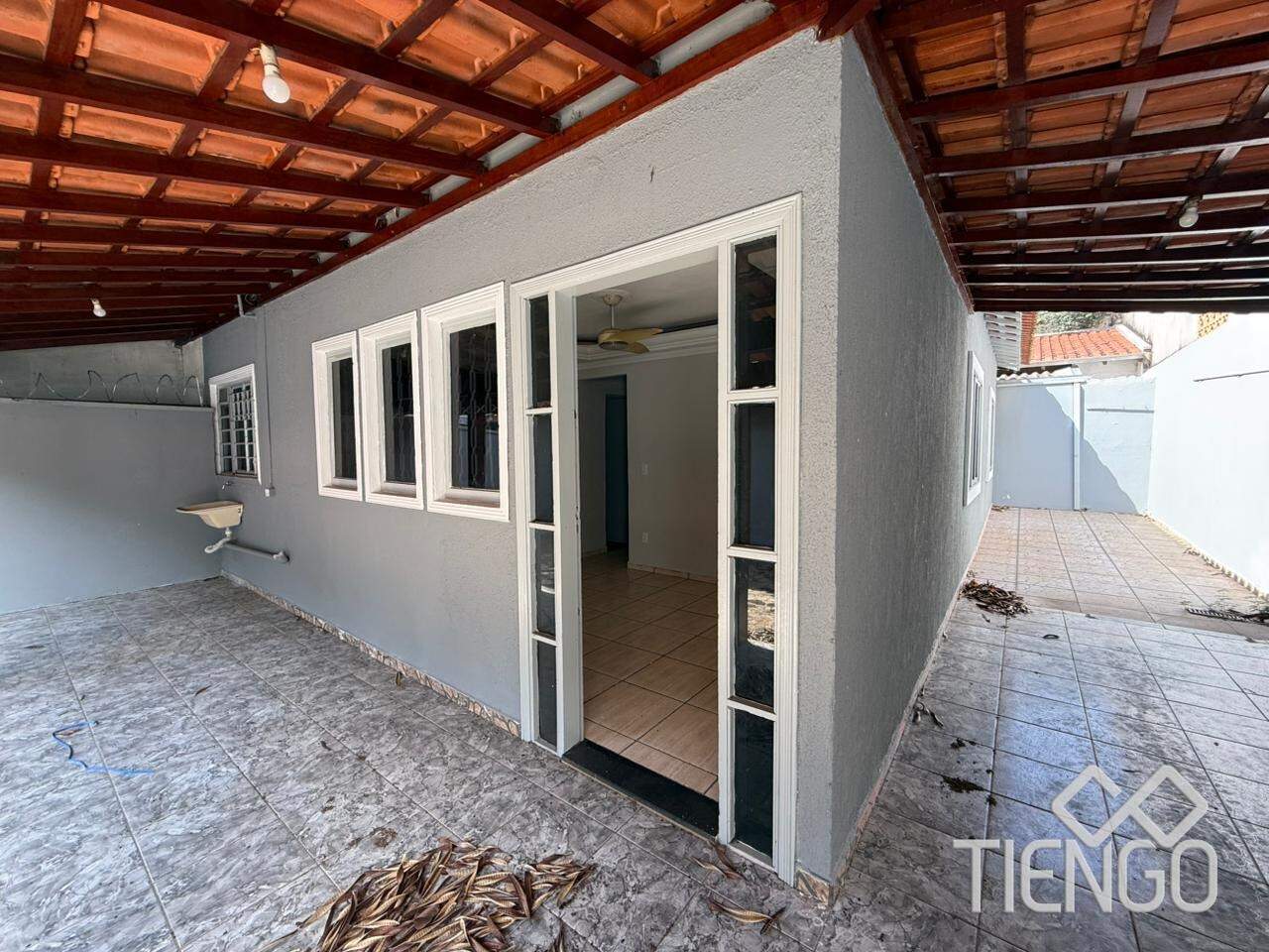 Casa para aluguel no Residencial Econômico Manoel Simão de Barros Levy: 