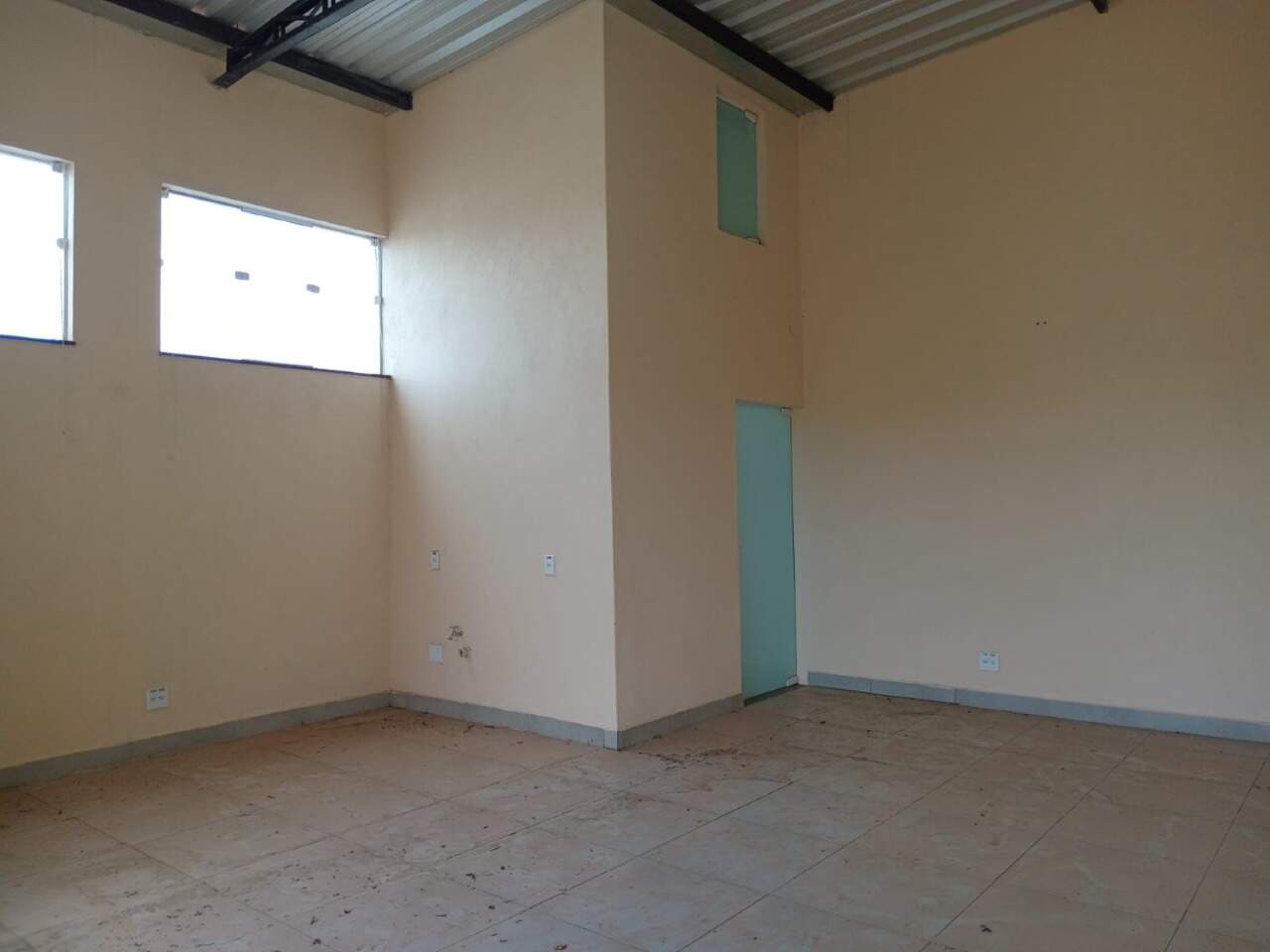 Salão para aluguel no Centro: 