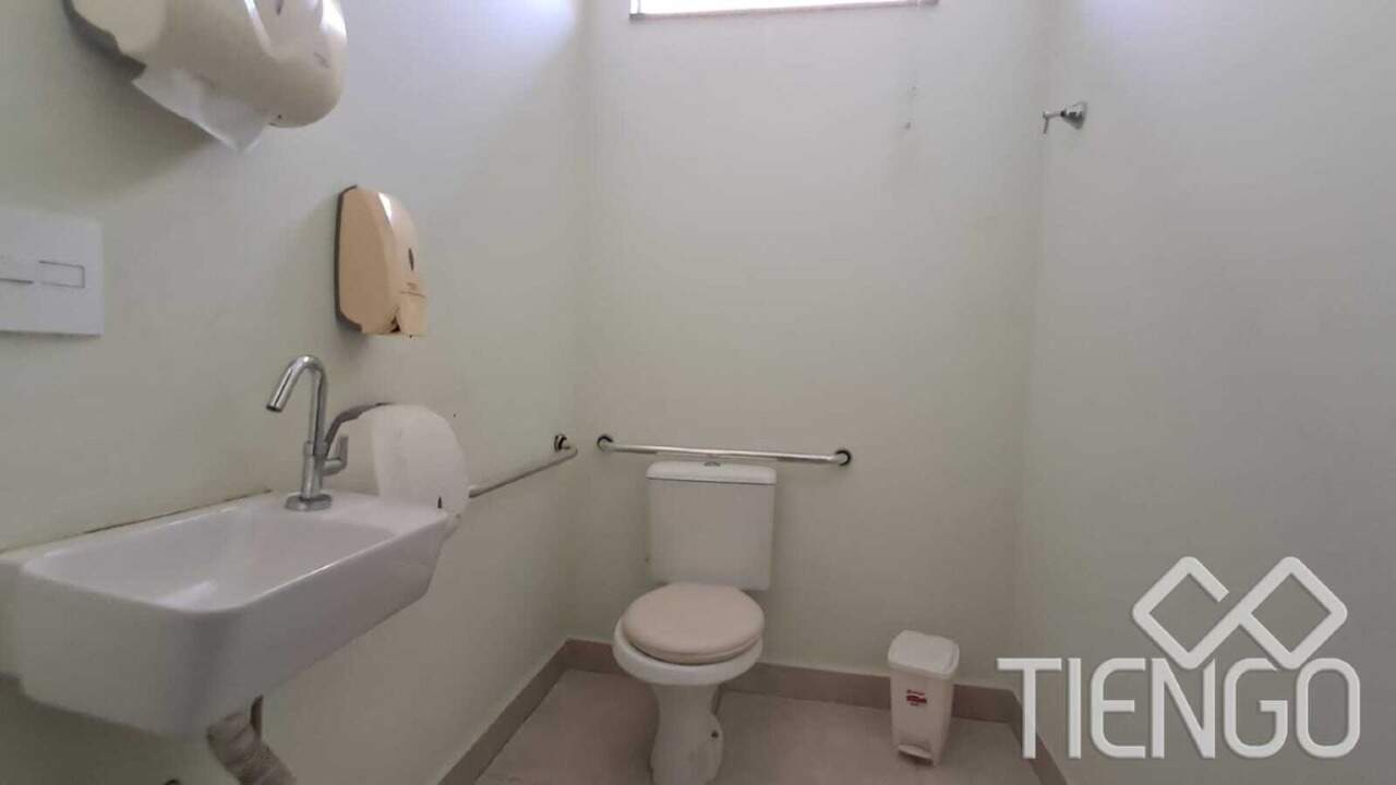 Salão para aluguel no Centro: 