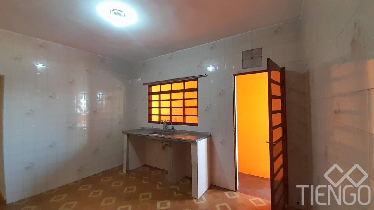 Casa à venda no Vila Teixeira Marques: 