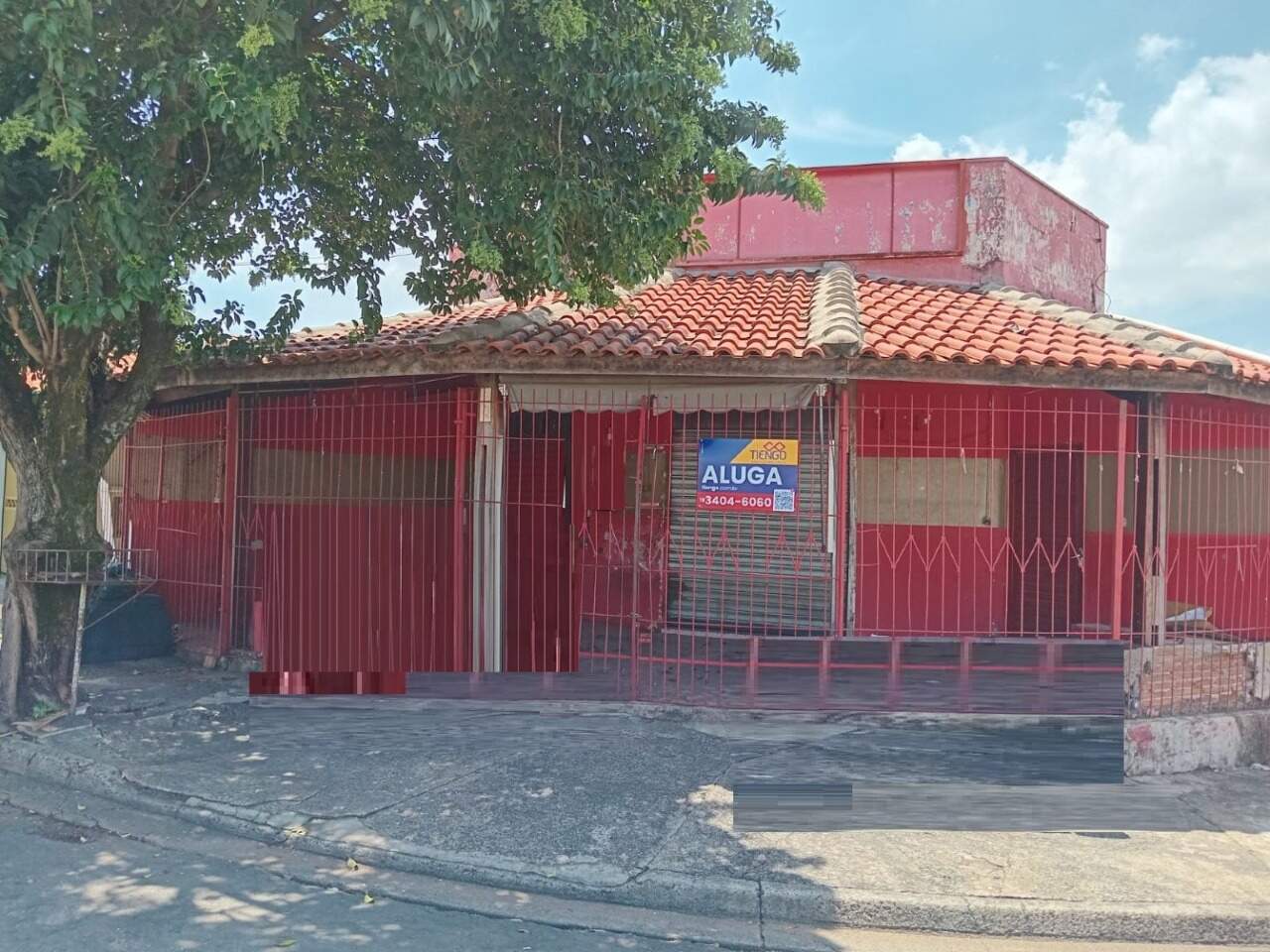 Salão para aluguel no Jardim Ouro Verde: 