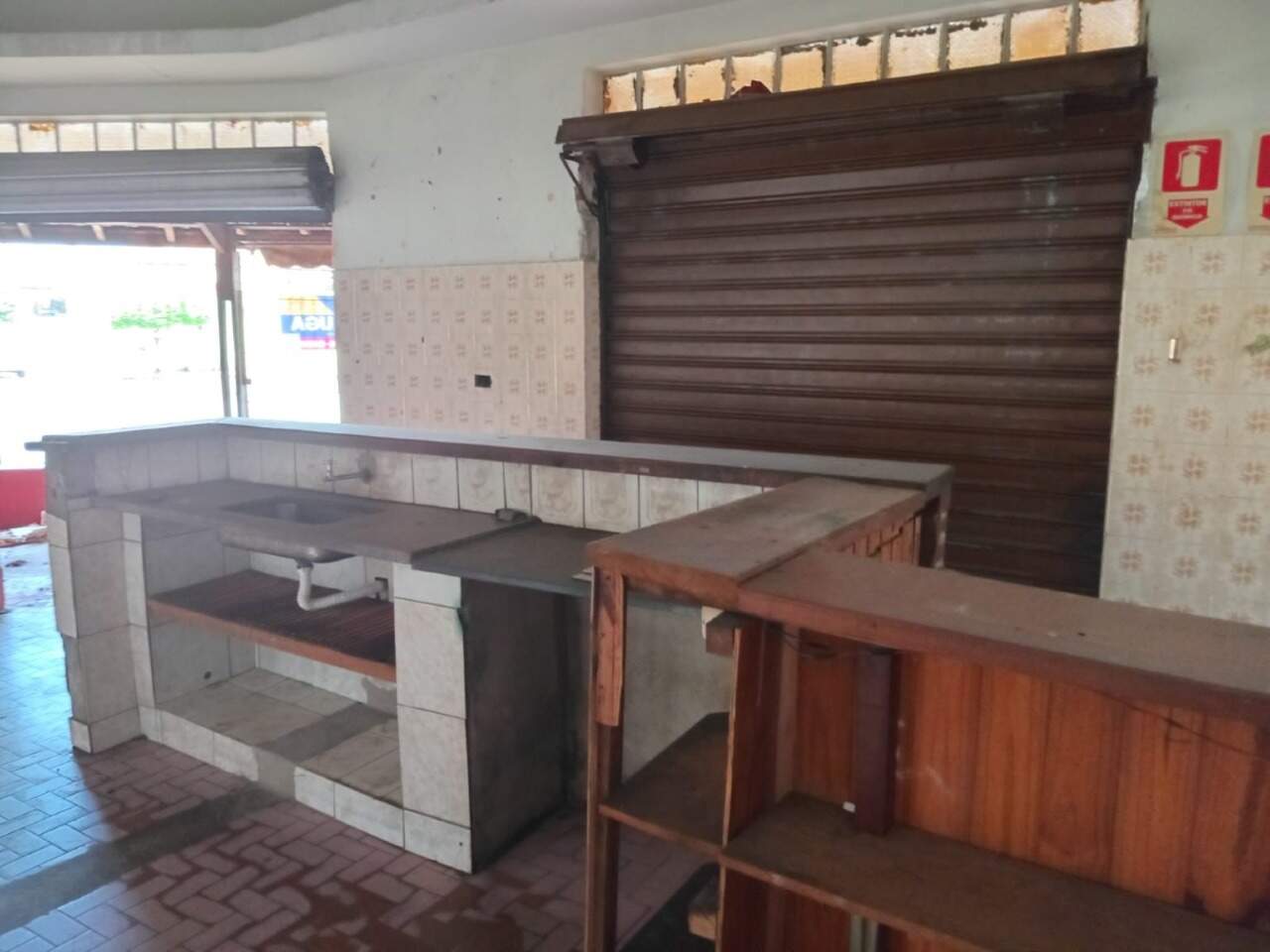 Salão para aluguel no Jardim Ouro Verde: 