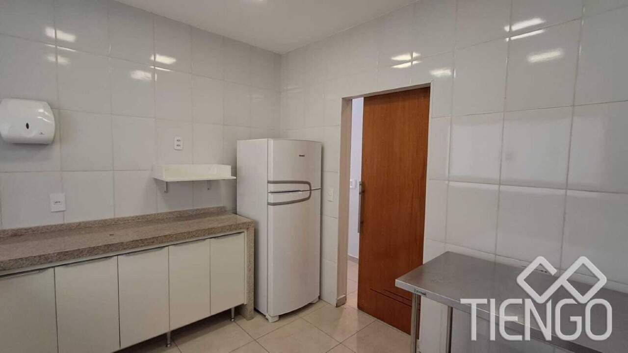 Salão para aluguel no Centro: 