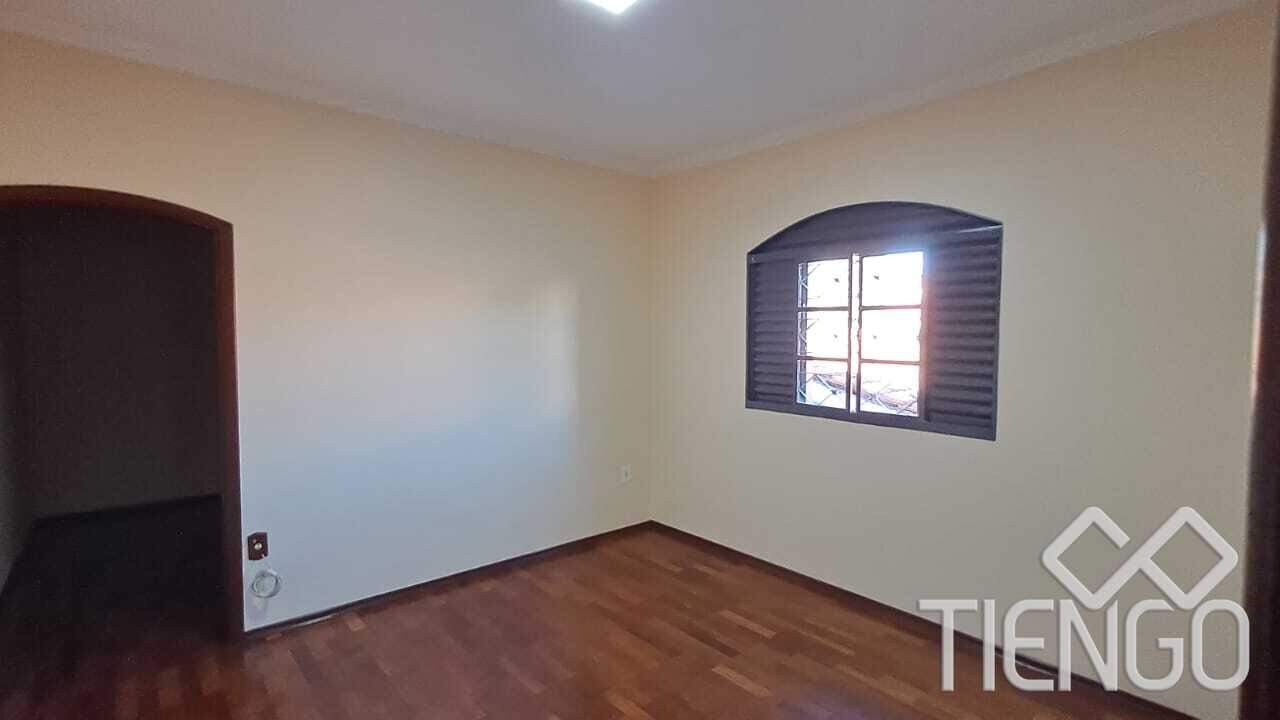 Casa para aluguel no Jardim Gustavo Peccinini: 