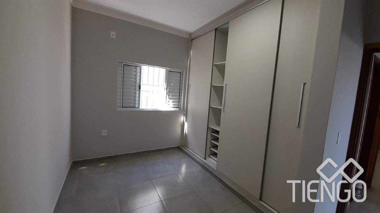 Casa para aluguel no Jardim das Palmeiras: 