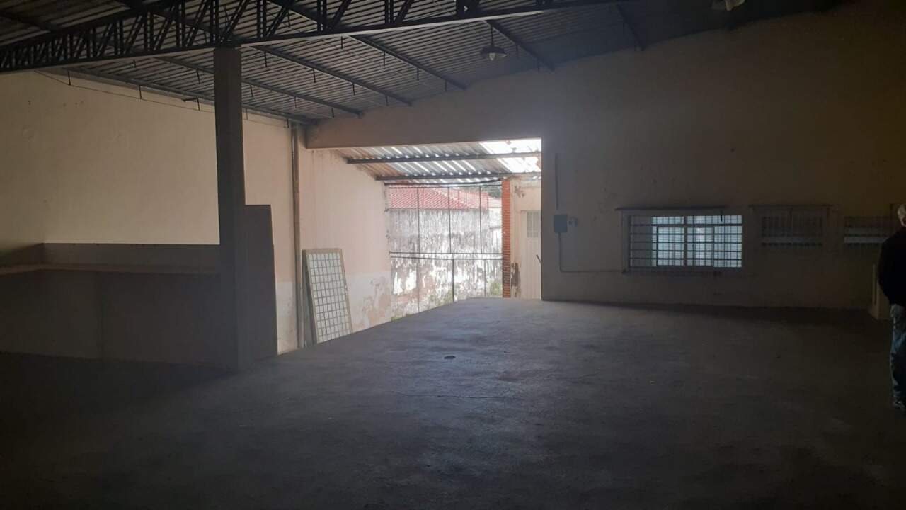 Salão para aluguel no Centro: 