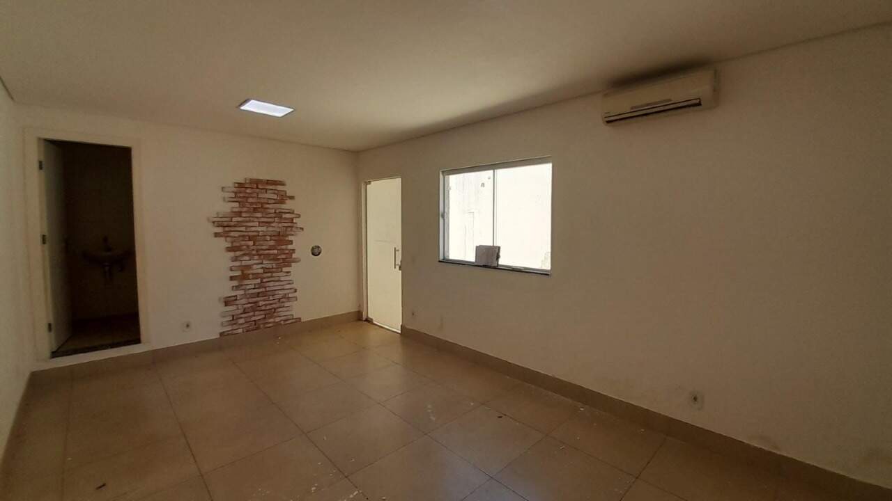 Sala para aluguel no Centro: 