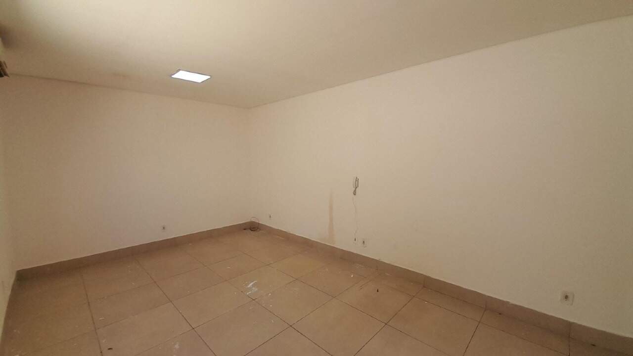 Sala para aluguel no Centro: 