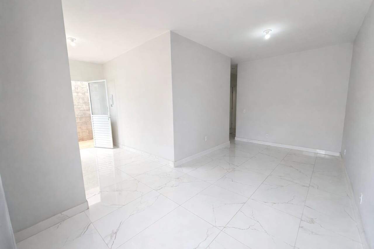 Casa à venda no Jardim Primavera: 