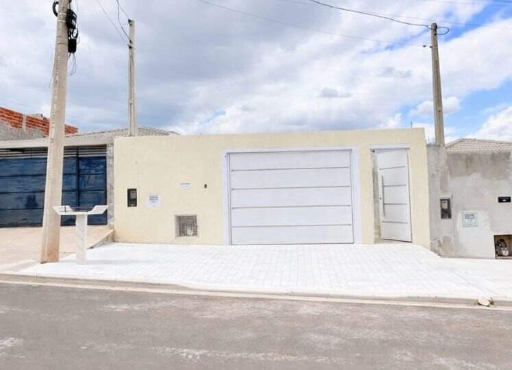 Casa à venda no Jardim Primavera: 