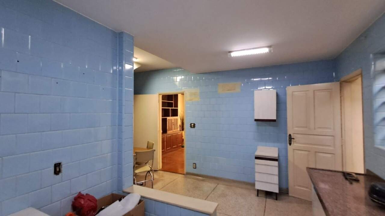 Casa à venda no Centro: 