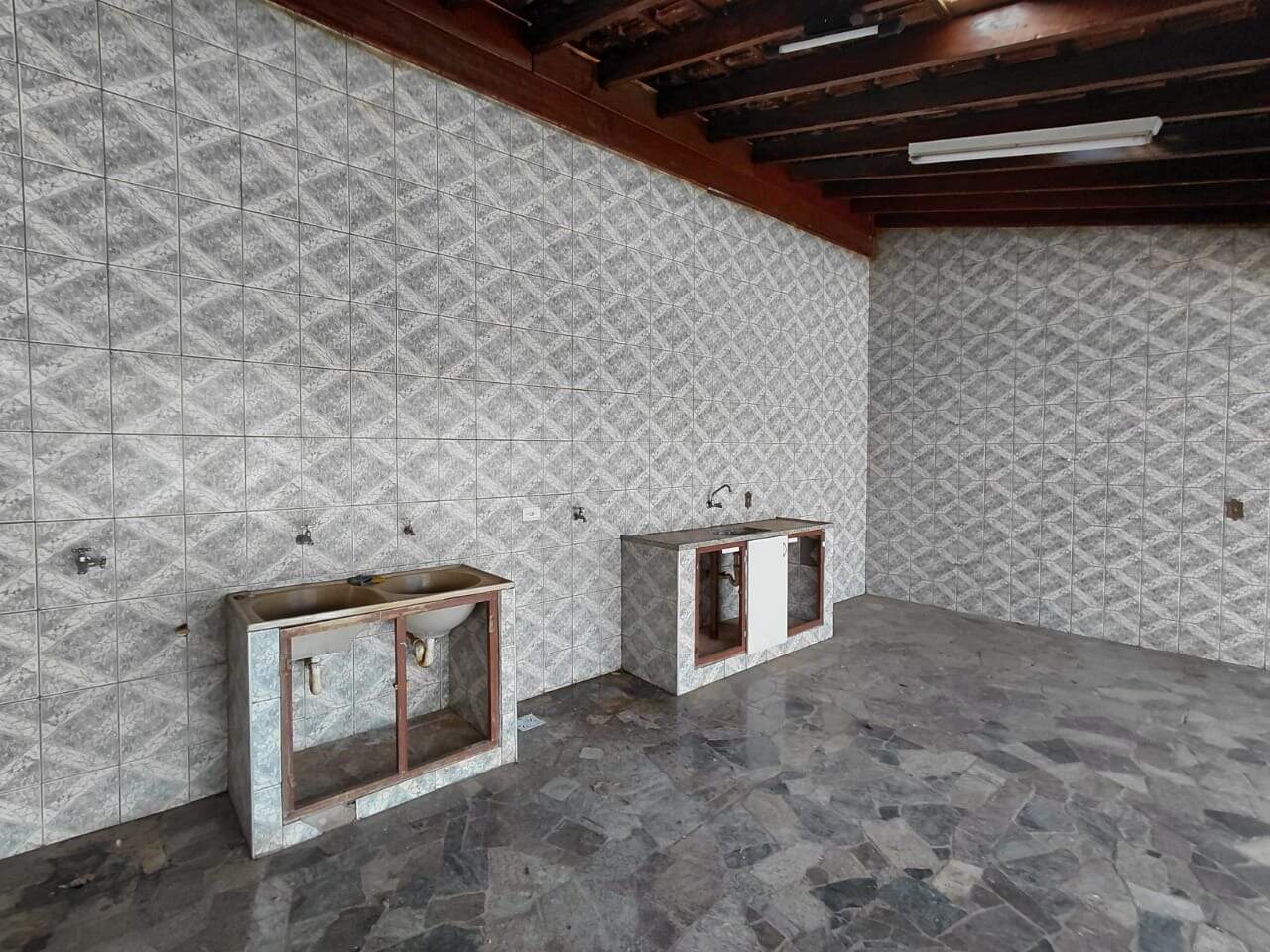 Casa para aluguel no Centro: 