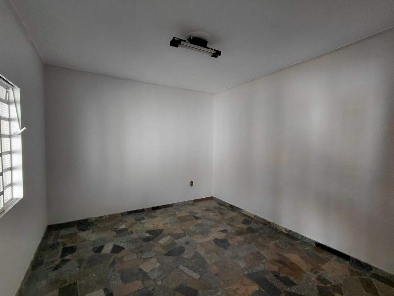 Casa para aluguel no Centro: 