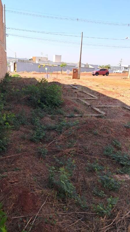 Lote à venda no Residencial Colinas do Engenho I: 