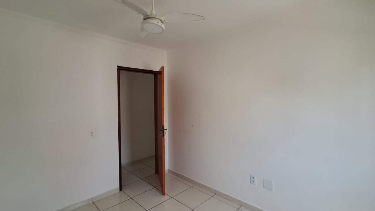 Apartamento à venda no Chácaras Antonieta: 
