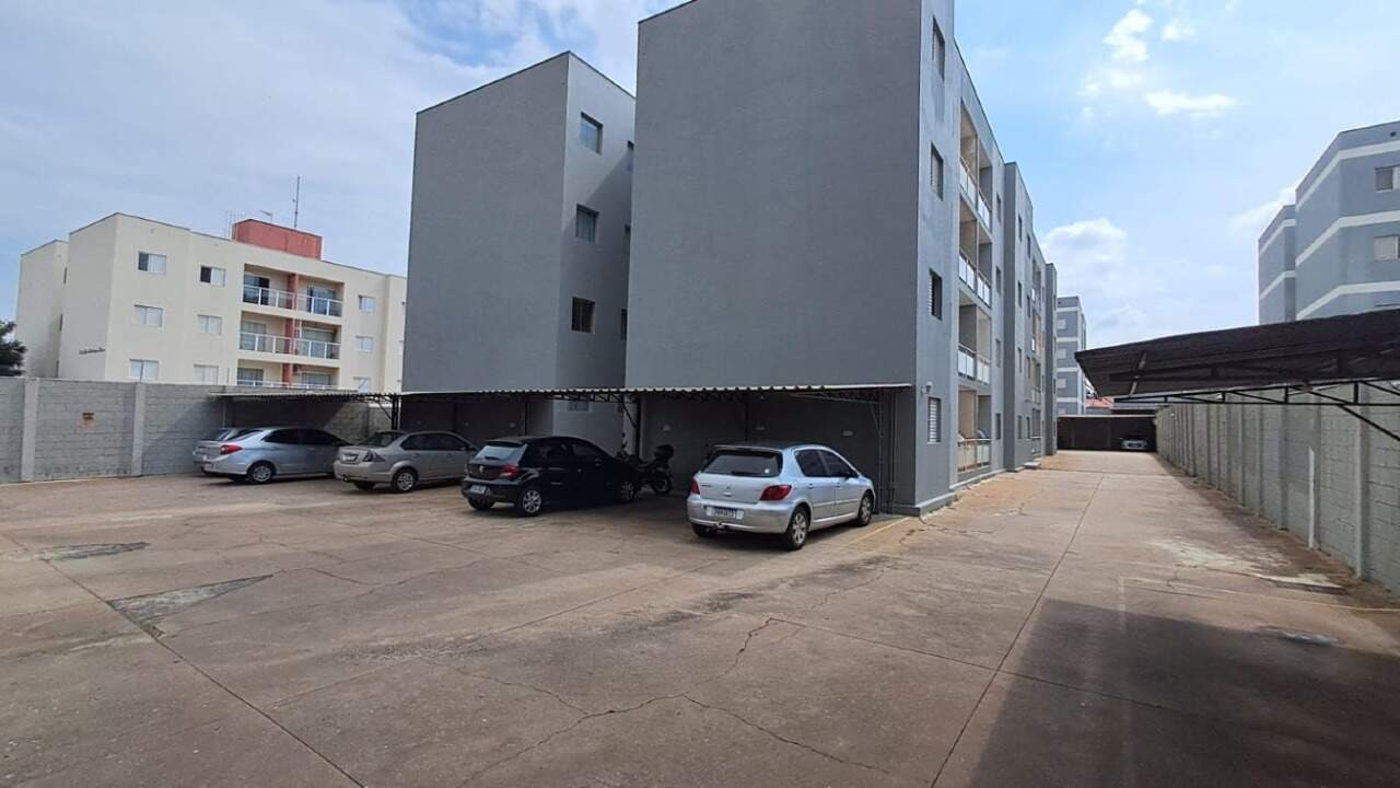 Apartamento à venda no Chácaras Antonieta: 