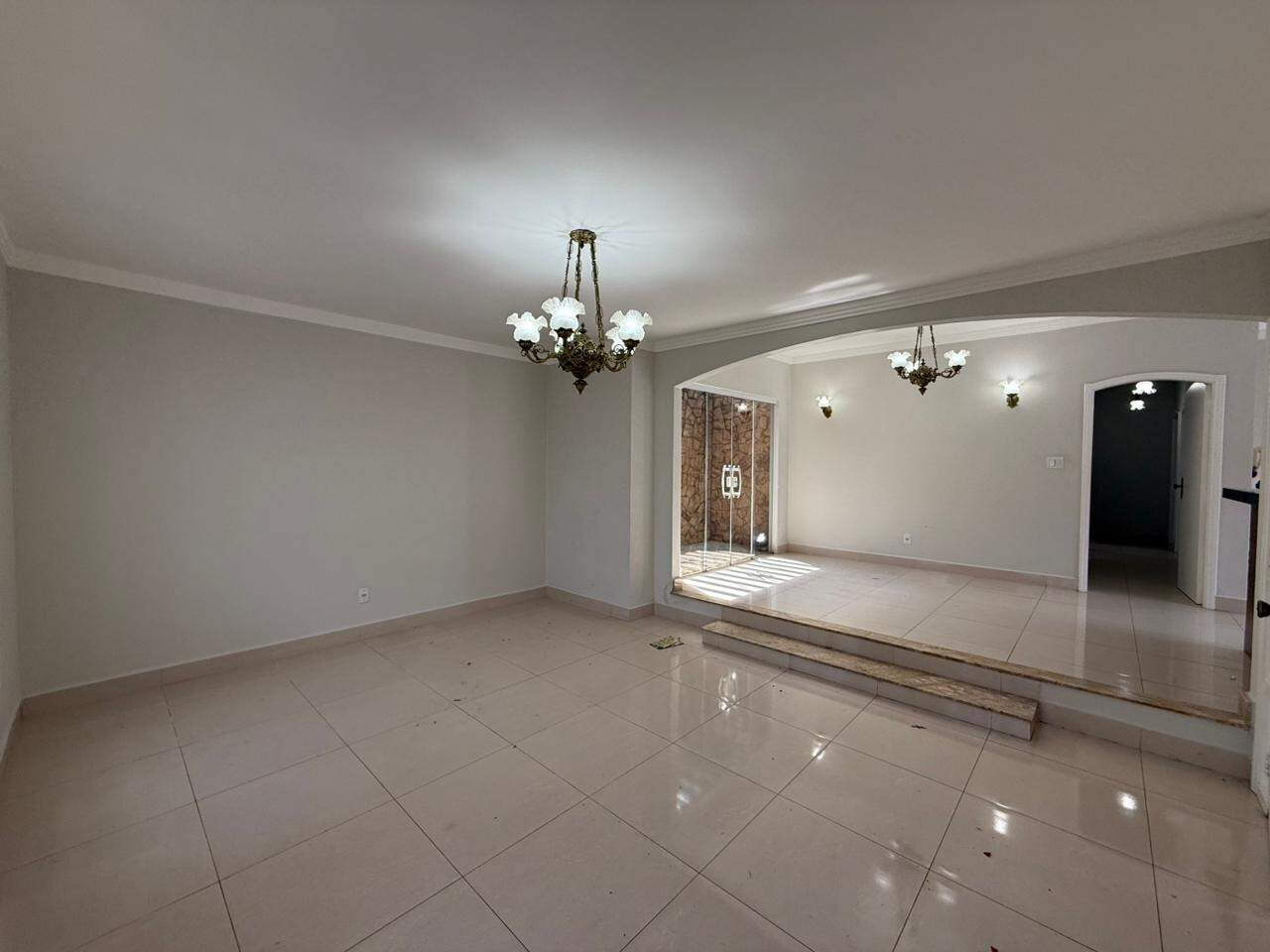 Casa à venda no Jardim Caieira: 