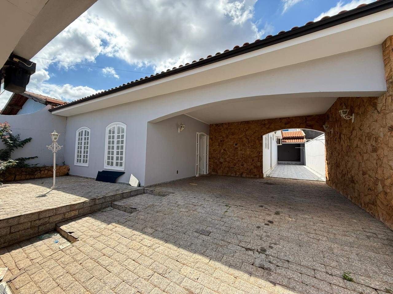 Casa à venda no Jardim Caieira: 
