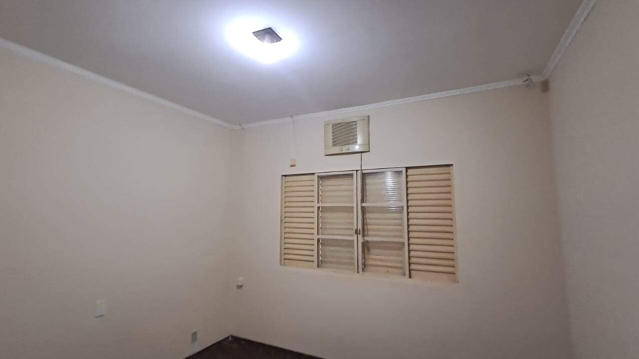 Casa para aluguel no Jardim Santo André: 