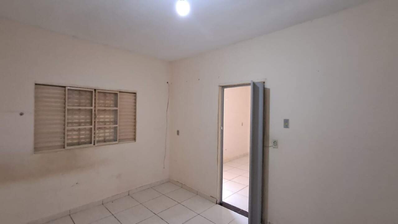 Casa para aluguel no Parque Hippolyto: 