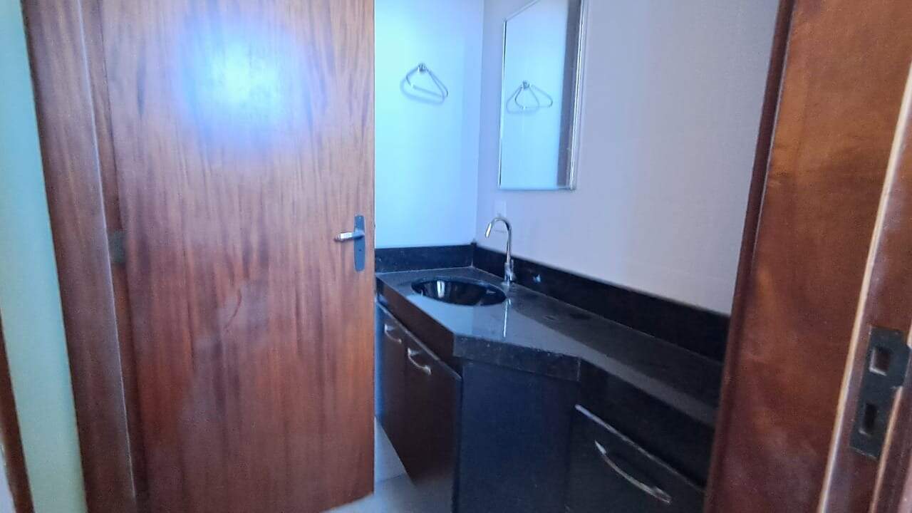 Sala para aluguel no Centro: 