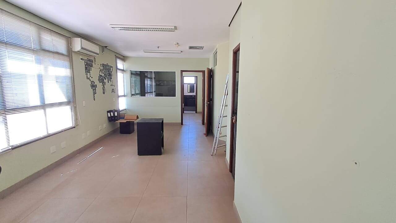 Sala para aluguel no Centro: 